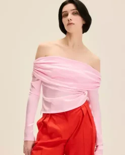 Jedwabny różowy top off-shoulder