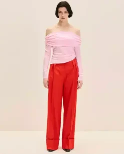 Jedwabny różowy top off-shoulder