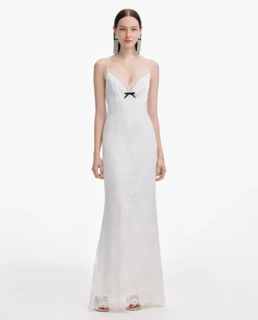 Koronkowa sukienka maxi