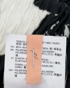 Kremowa marszczona sukienka z krótkim rękawem