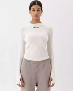 Kremowy longsleeve z logo