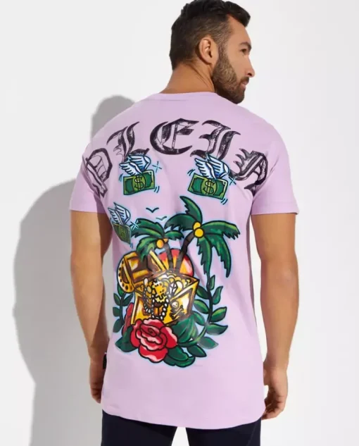 Liliowy t-shirt z kolorową grafiką