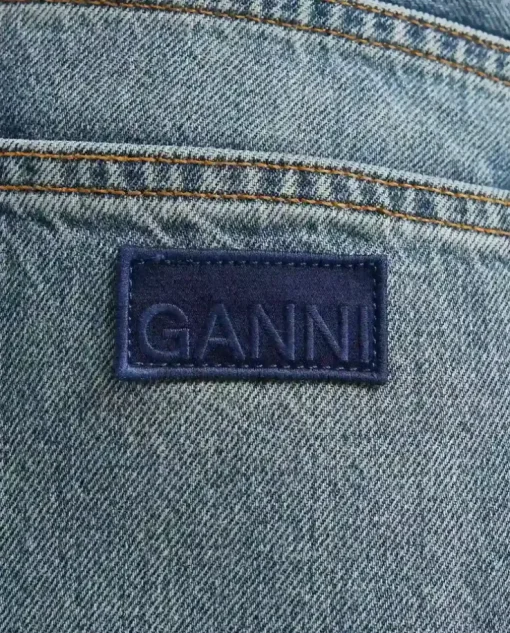 Luźne jeansy z prostymi nogawkami