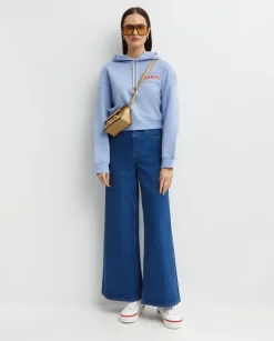 Niebieska bluza z kapturem