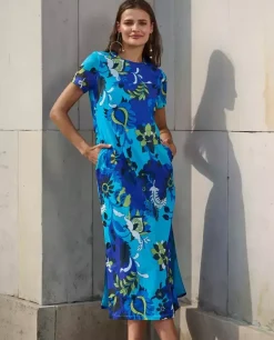 Niebieska sukienka z printem Parma