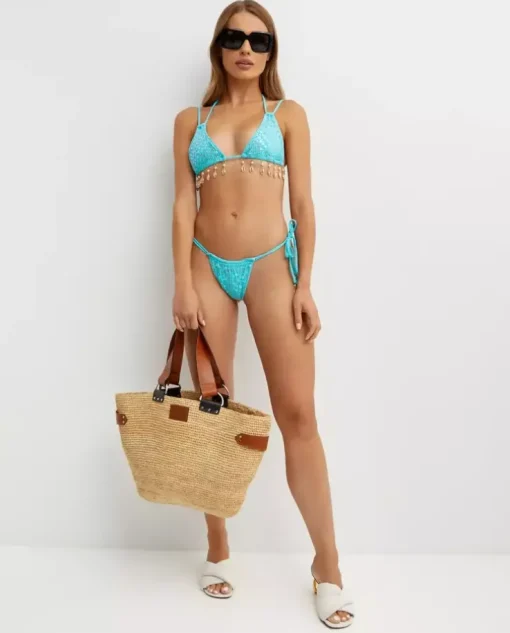 Niebieski dół od bikini