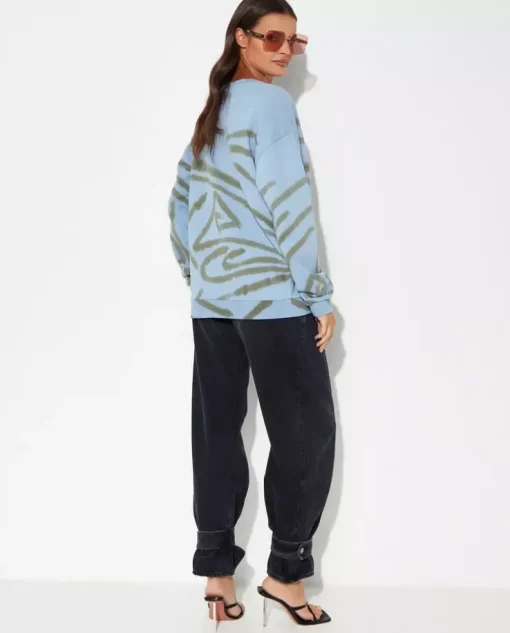 Niebieski sweter Fantasy