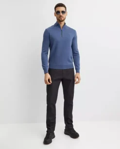 Niebieski sweter z logo