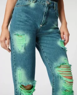 Niebieskie jeansy tie-dye z przetarciami