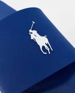 Niebieskie klapki z logo