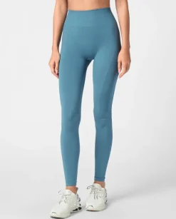 Niebieskie legginsy z logo