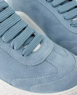 Niebieskie zamszowe sneakersy Runner