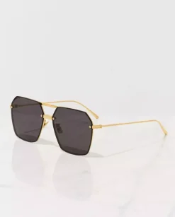 Okulary przeciwsłoneczne typu Aviator
