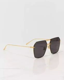 Okulary przeciwsłoneczne typu Aviator