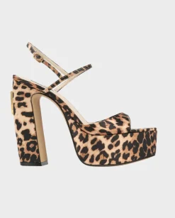 Sandały na słupku Fire Leopard