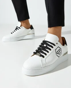 Skórzane białe sneakersy z logo