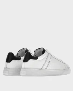 Sneakersy z czarnymi detalami H365
