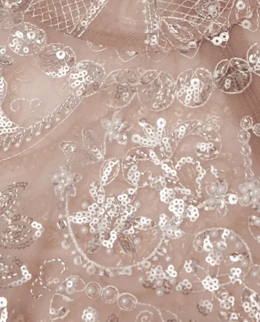 Srebrny top z cekinami we wzór paisley
