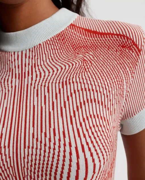 Sweter z krótkim rękawem