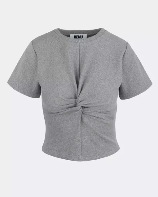 Szary crop top z dzianiny