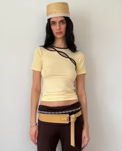 Top z kontrastowymi wycięciami Harper Butter Brown