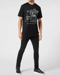 T-shirt z efektownym zdobieniem