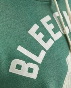 Zielona bluza z kapturem