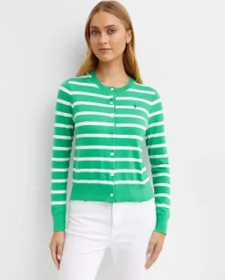 Zielony sweter w paski